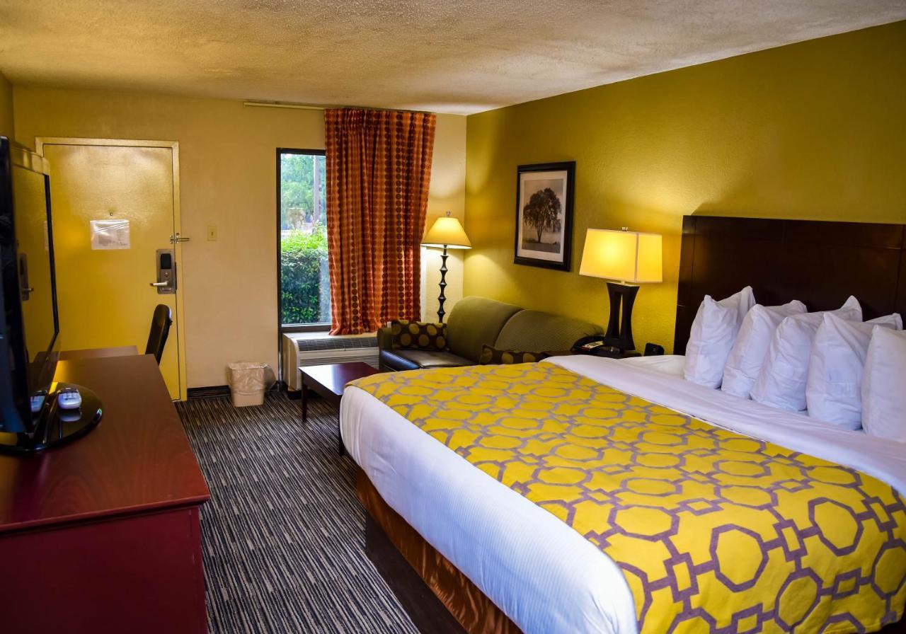 Hotel Baymont By Wyndham Columbus Ga Exterior foto
