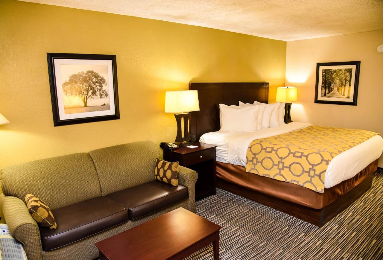 Hotel Baymont By Wyndham Columbus Ga Exterior foto