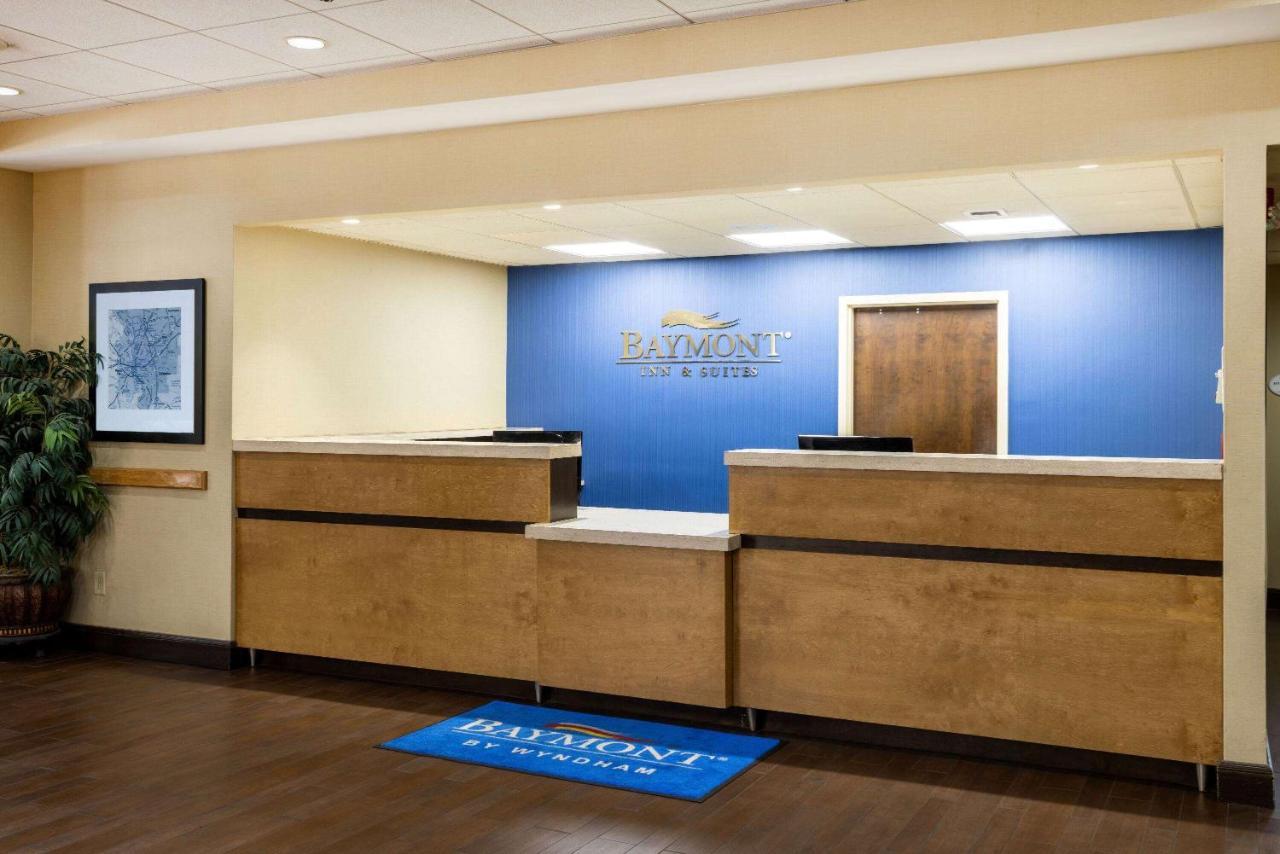 Hotel Baymont By Wyndham Columbus Ga Exterior foto