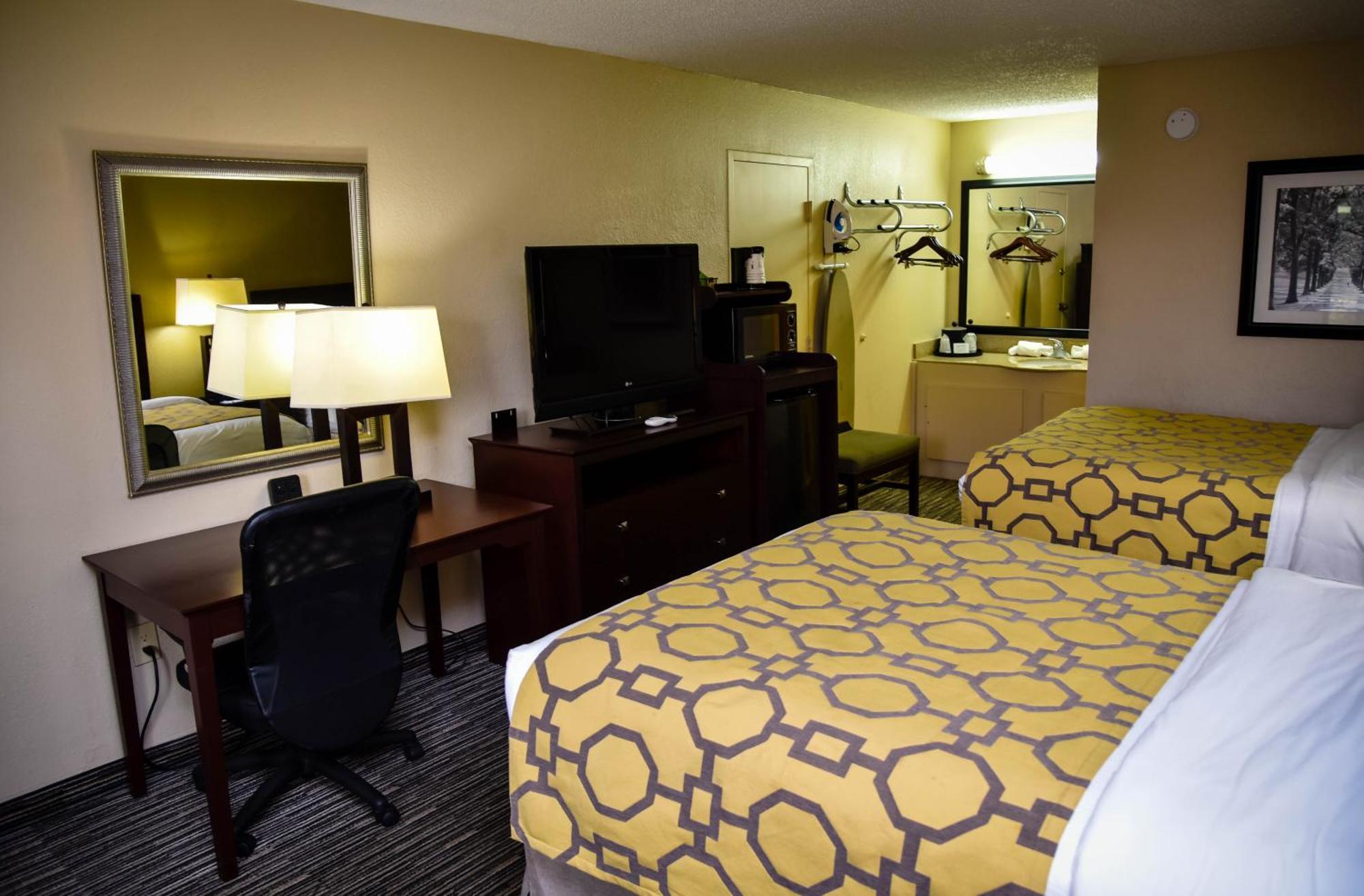 Hotel Baymont By Wyndham Columbus Ga Habitación foto